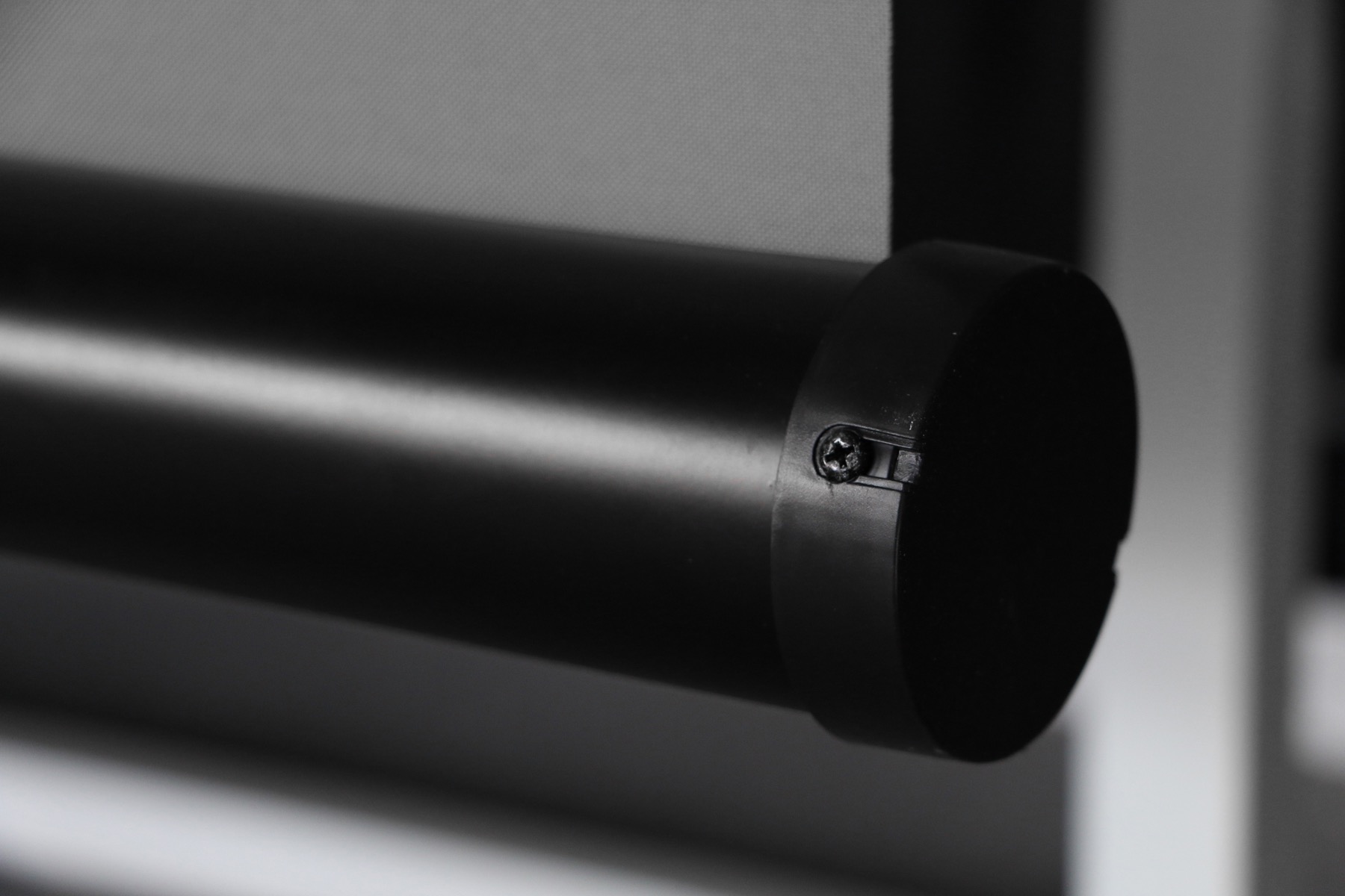 Vesta Portable Tripod Screen screen edge detail