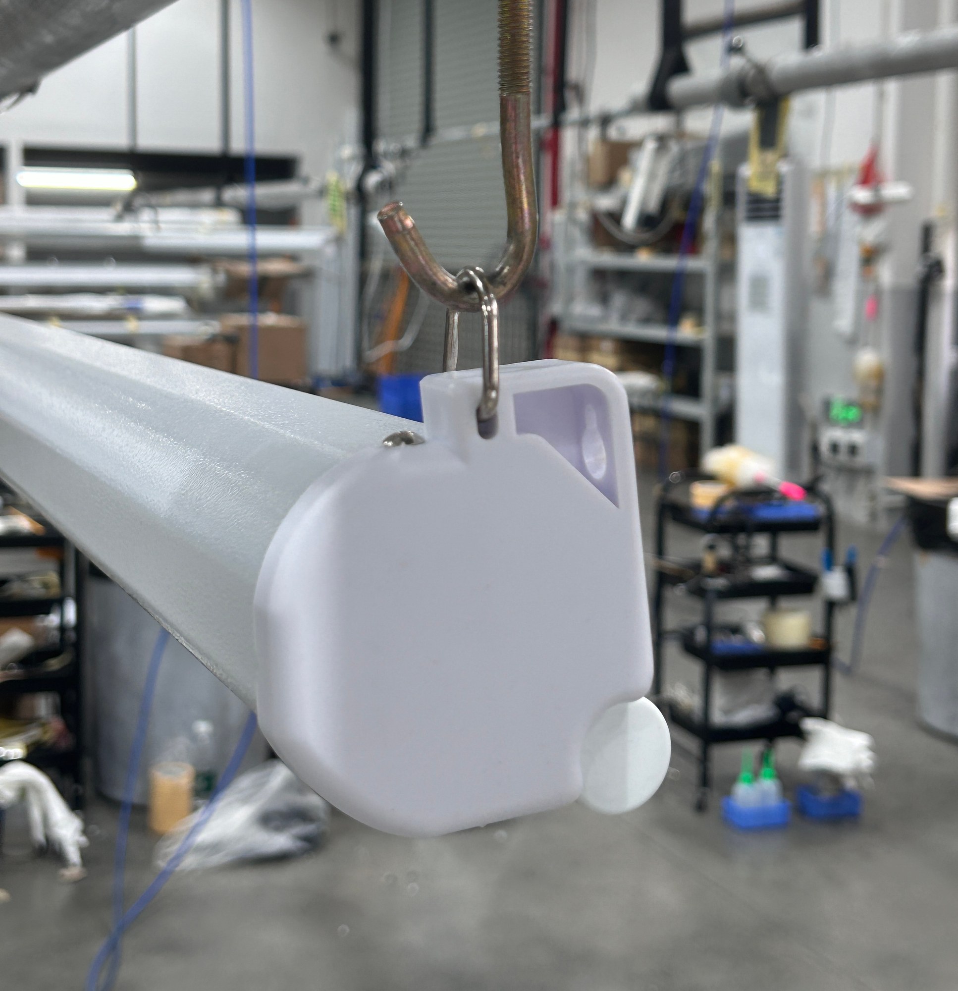 Standard electric projection screen right end cap detail